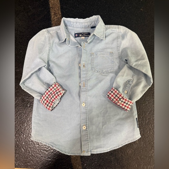 Ben Sherman boys long-sleeved button-down shirt in size 4T. - Picture 2 of 7